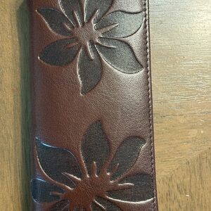 Brown Fashion Floral Emboss Wristlet Wallet